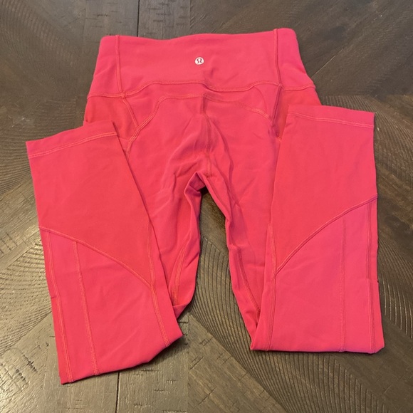 🍋Lululemon All The Right Places Crop🍋 - Picture 5 of 6